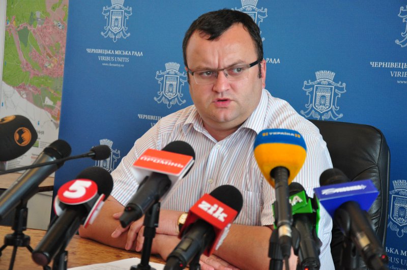 Каспрук показав, хто в домі господар: страйк завершено, маршрутки у Чернівцях їздять (+відео)