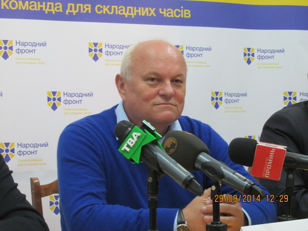 Микола Федорук: 'Я шість разів проходив люстрацію після Комуністичної партії'