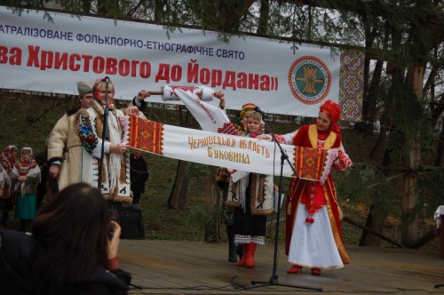 Буковинці перенеслися до України початку минулого століття (+фотовідеорепортаж)