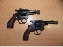  Мона знайшла два нагани у румуна