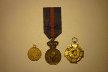 Колекцію монет та медалей, датовану XIX – XX століттями, намагалися незаконно ввезти в Україну