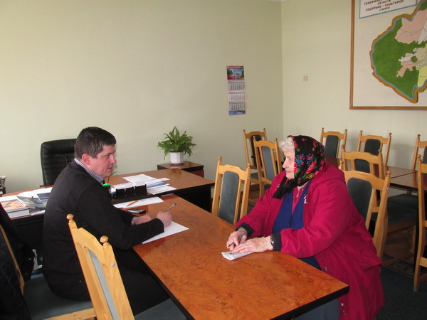 Народний депутат України Максим Бурбак  з 27 по 30  квітня приматиме громадян