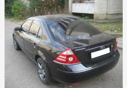 Від правоохоронців вимагають перевірити можливі махінації Михайлішина, Сербінчука і Колегая з 'Фордом Мондео'