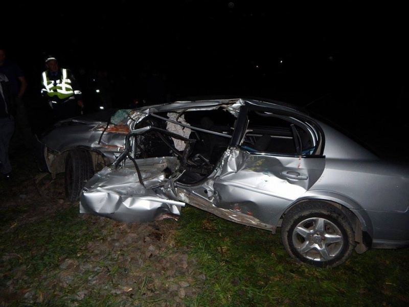 Загиблий водій легковика, на який наїхав приміський потяг, був  працівником прокуратури Чернівецької області (+фото з місця жахливої ДТП)