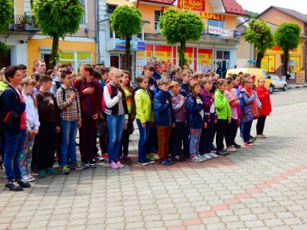 У Вижниці вшанували пам'ять жертв політичних репресій, у Чернівцях відзначать у неділю, 17-го