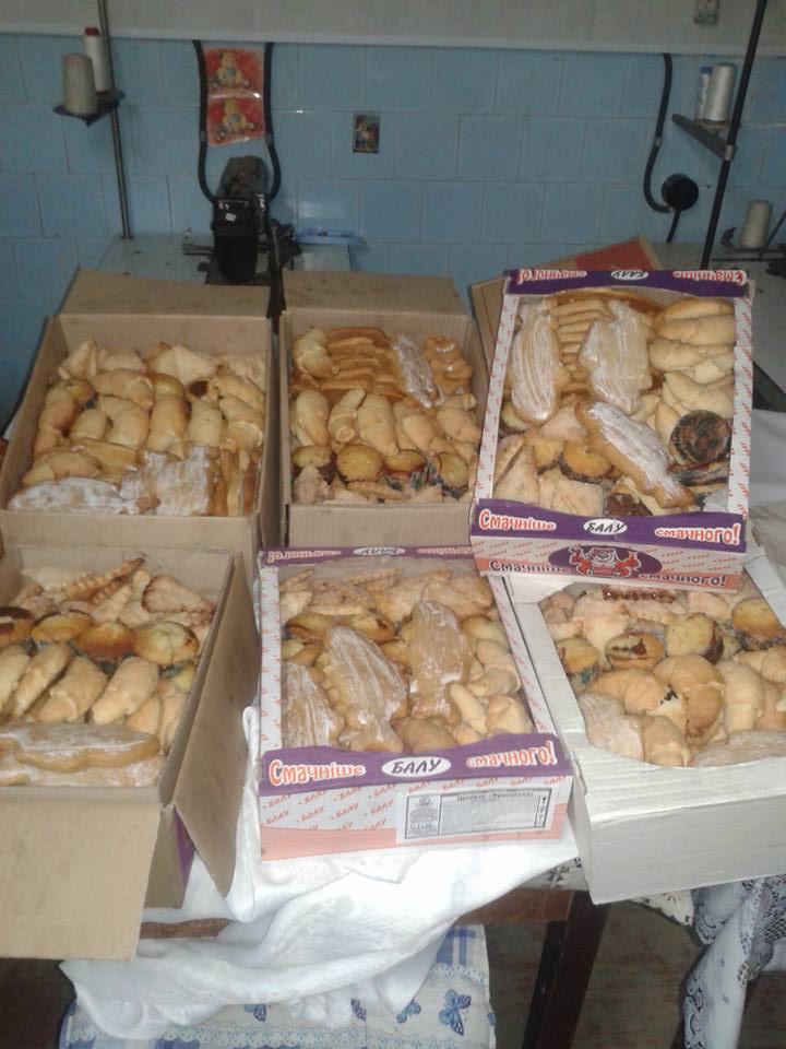 Черговий вантаж благодійної допомоги на Схід чернівецькі «батьківщинівці» відправили з нового волонтерського центру