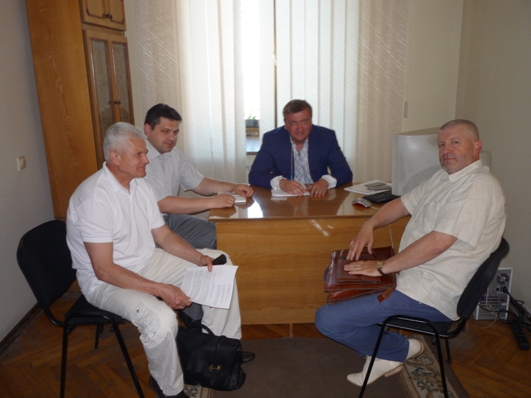 Міністр юстиції України Павло Петренко прийняв у Чернівцях громадян і відвідав установу виконання покарань № 33