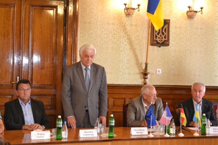 Швабський повіт пропонує допомогу постраждалим у зоні АТО буковинцям