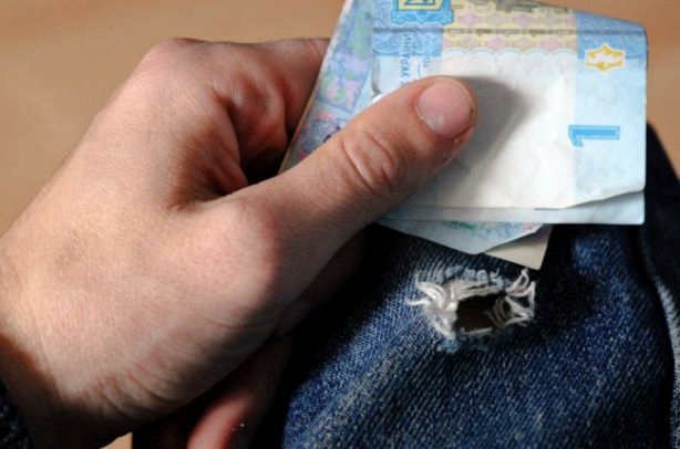 Нинішню кризу українці переживають більш болісно, ніж у 2008 році