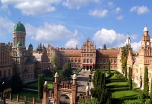 'Загубили' мільйон. У Чернівецькому національному університеті знову фінансовий скандал (ВІДЕО)