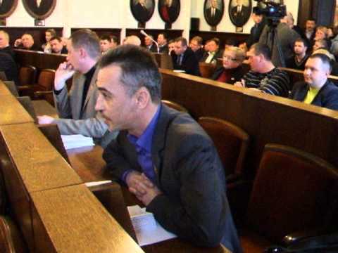 Зменшення кількості обранців у місцевих радах Чернівців не вплине на якісь роботи, - депутат