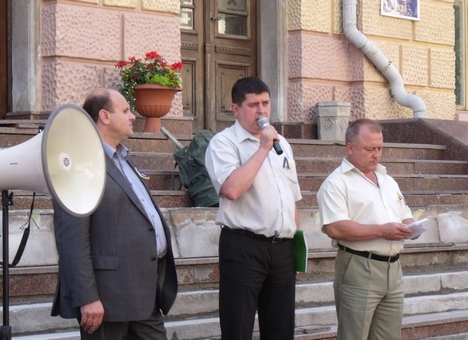 Буковинська опозиція готує супротив на захист мови