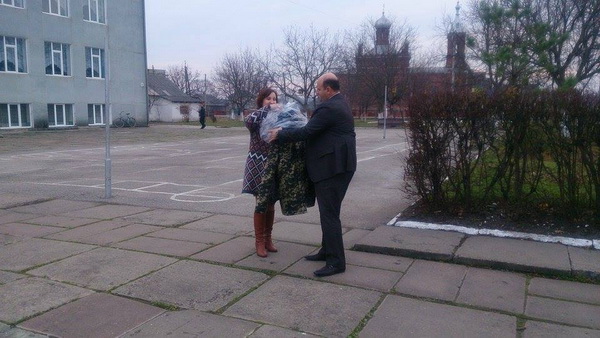 Буковинський боєць-«батьківщинівець» отримав зимову форму від однопартійців