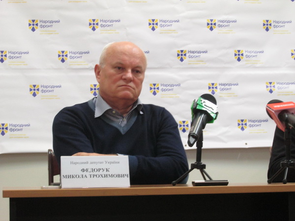 Екс-мер Чернівців розповів, як після усунення з посади  йому радили тікати з міста