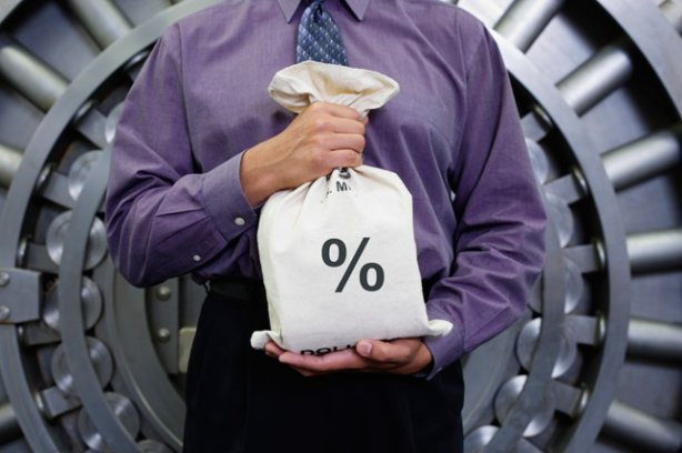 У гонитві за прибутками та для виправдання стягнення комісії зі споживачів газу, банки переводять стрілки і прикриваються нормами законодавства