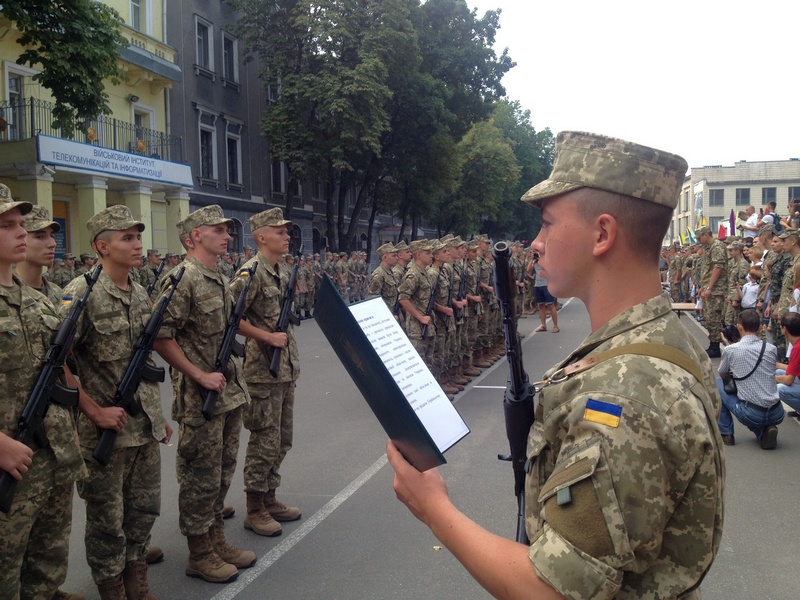Чернівецьким школярам розкажуть про можливість вивчитися на офіцера Збройних Сил України 