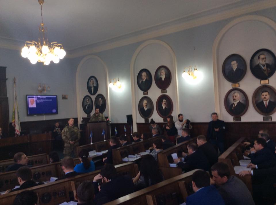 Депутати відмовились утворювати виконком Чернівецької міськради