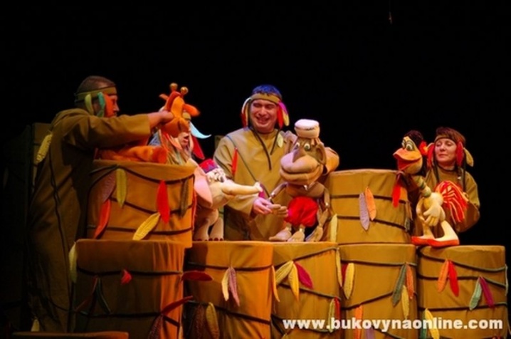 У Чернівецькому ляльковому театрі - недитячі пристрасті: з театру звільнився головний режисер