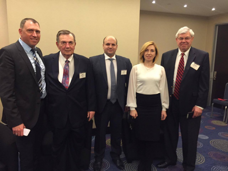 «Побачив у їхніх очах бажання допомогти Україні»: голова Чернівецької облради розповів про зустріч з американськими посадовцями