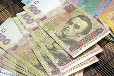 За 1000 гривень у подарунок міліціонера звільнили з роботи та оштрафували на 1700 гривень