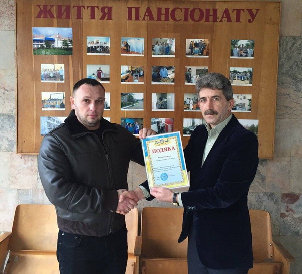 Буковинський «Авто-майдан»  вже вкотре навідався в геріатричний пансіонат