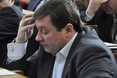 Голова правління ПАТ 'Електронмаш', депутат облради Михайло Березовський заробив 47 тисяч за рік, а гроші зберігає у банках і цінних паперах