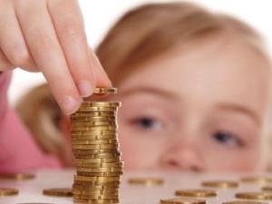 Чернівці виходять на стежку війни з поборами в школах та садочках (+ВІДЕО)