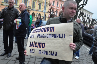 Депутати міськради таємно від фінуправління ревізували перелік об’єктів комунальної сфери, фінансувати які пропонував мер