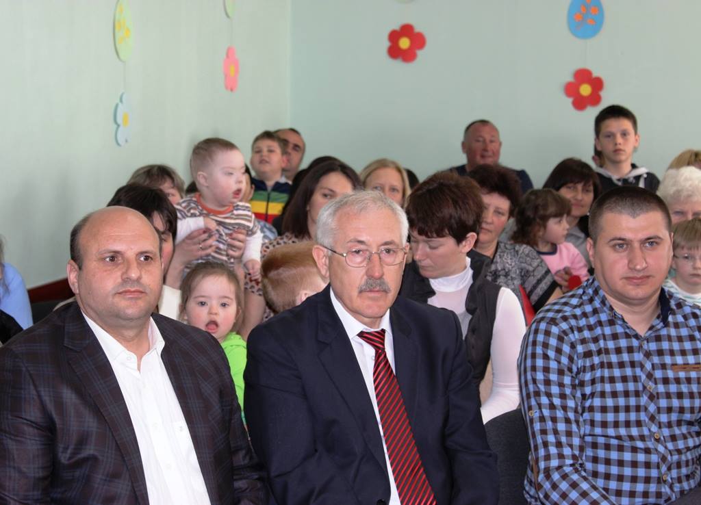 Мунтян з Фищуком відвідали міні-концерт особливих дітей