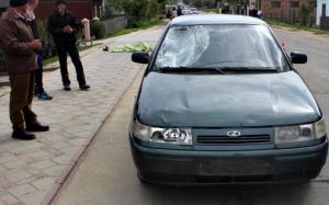 На Буковині під колесами авто загинув 25-річний велосипедист