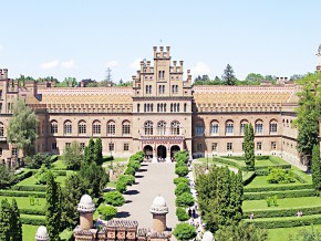 Через ліквідацію Укрінбанку ЧНУ ризикує втратити півмільйона доларів