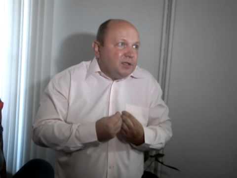 Депутати Чернівецької міськради проголосували за 'шкурняк' Продана - узаконили стихійний ринок сестри депутата 