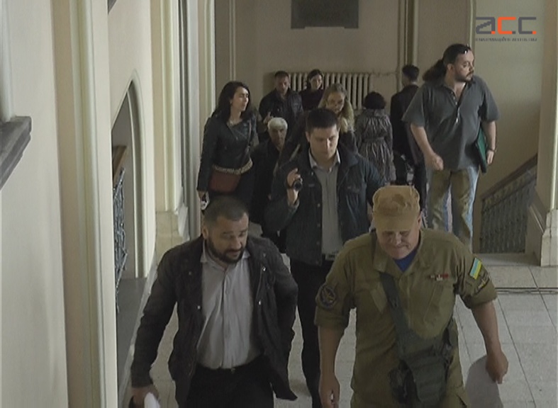 Ультиматум владі та сварка між громадськими активістами у Чернівцях