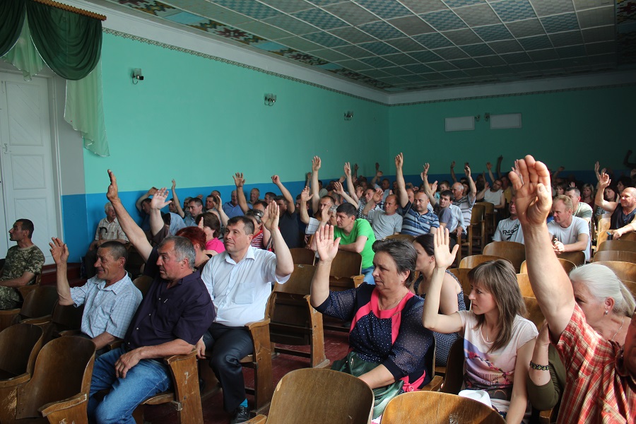 Знову скандал із землею для атовців. Тепер у Коболчині