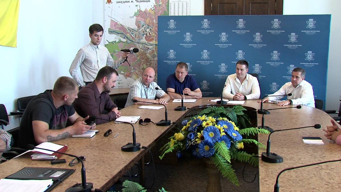 Бешлей хоче будувати багатоповерхівку