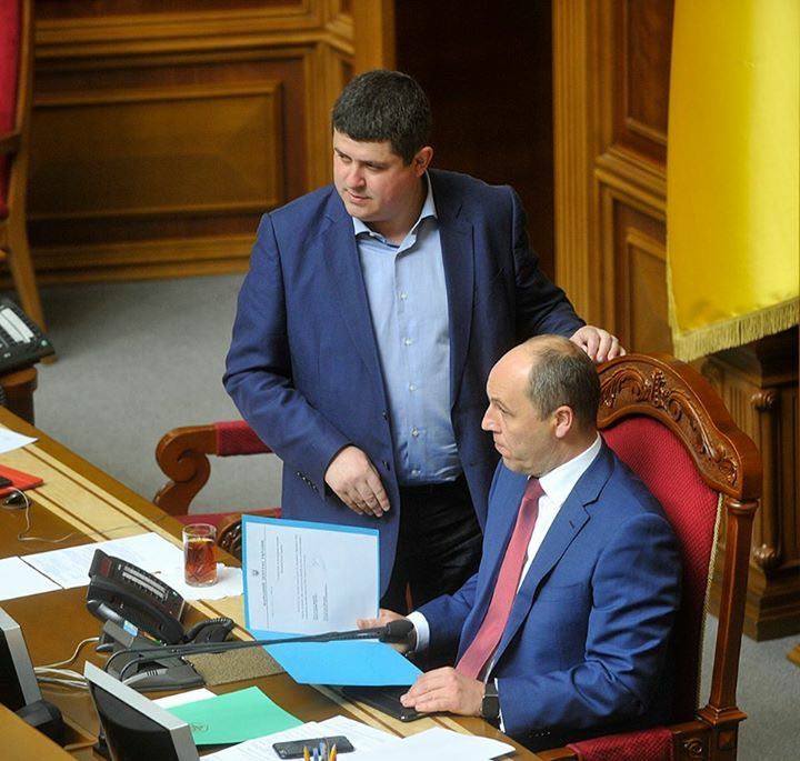 Голова парламентської фракції 'Народного фронту' обіцяє відстоювати ідеали Декларації про державний суверенітет України