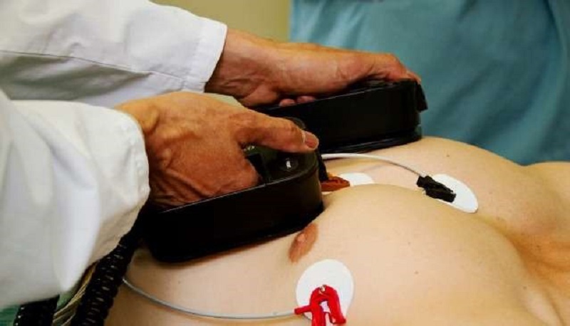 Чернівецькі медики «Швидкої допомоги» запустили серце 28-річного чоловіка