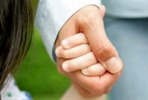 У Чернівцях психічно хворий чоловік намагався викрасти з дитсадка дитину