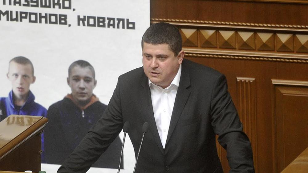 Президент має переконати власну фракцію голосувати за спецконфіскацію коштів Януковича, - Максим Бурбак (відео)