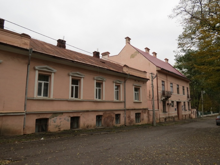 Тубдиспансер у центрі Чернівців  знезаразить сучасна система фільтрування повітря