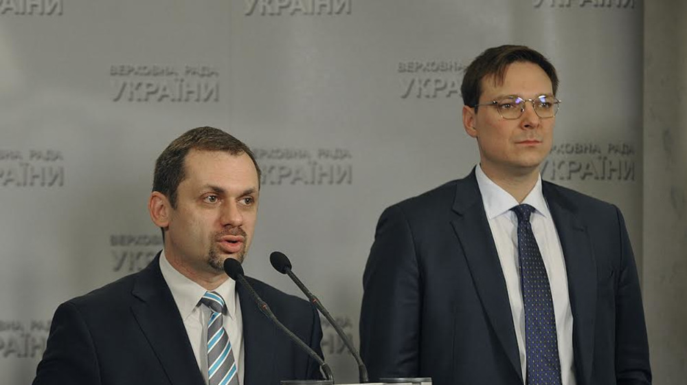 Україну потрібно звільнити від російських олігархічних груп, - депутати 'Народного фронту' (відео)