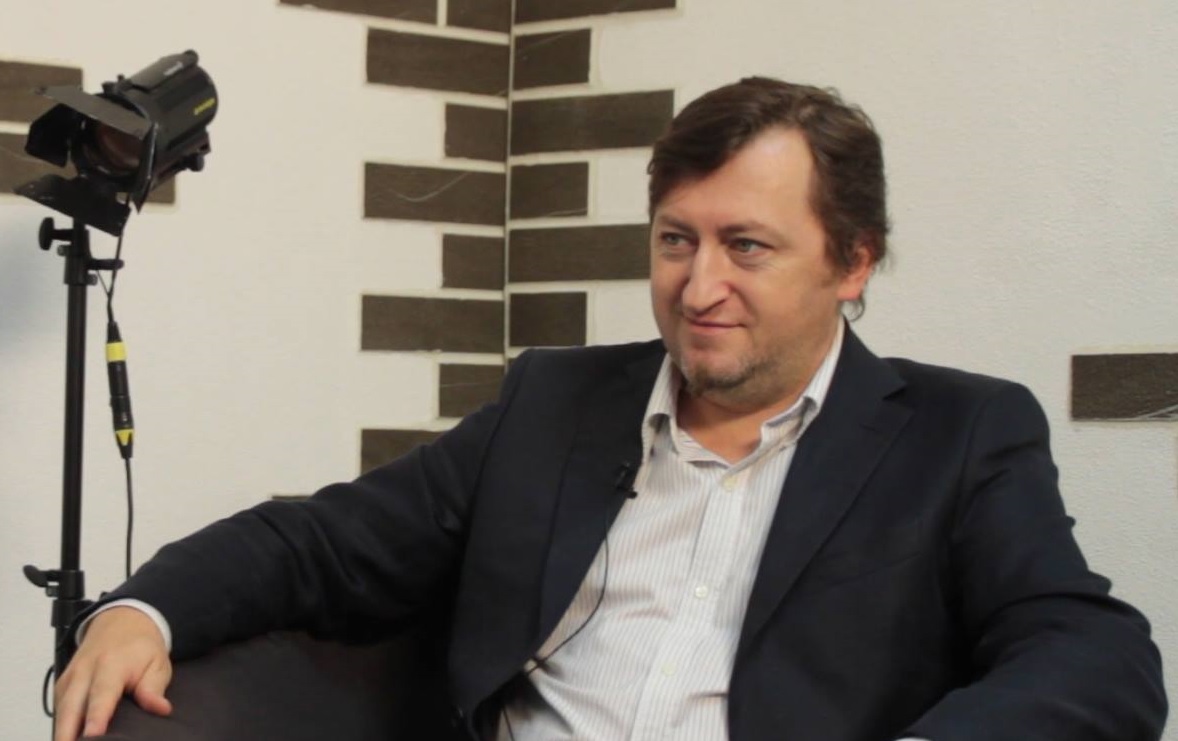 Новим директором телеканалу ТВА у Чернівцях став журналіст Вадим Пелех