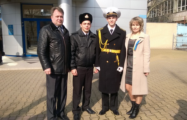 Серед курсантів-нахімовців, що заспівали Гімн України в окупованому Криму, - був і новодністровець