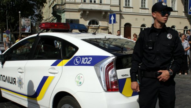 'Дякуємо за ваше старання, за наше бажання' - Патрульна поліція Чернівців попрощалися з Хатією Деканоідзе