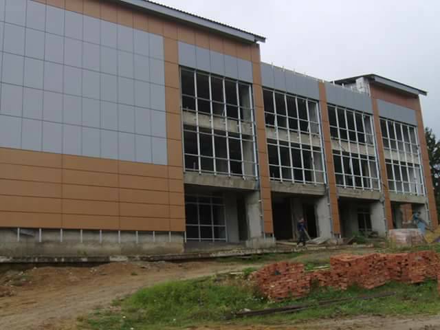 Парламентар підказав Козаку, де шукати гроші на добудову клубу в Сокирянах