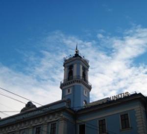 Депутати Чернівецької міськради продовжують сесійний фарс