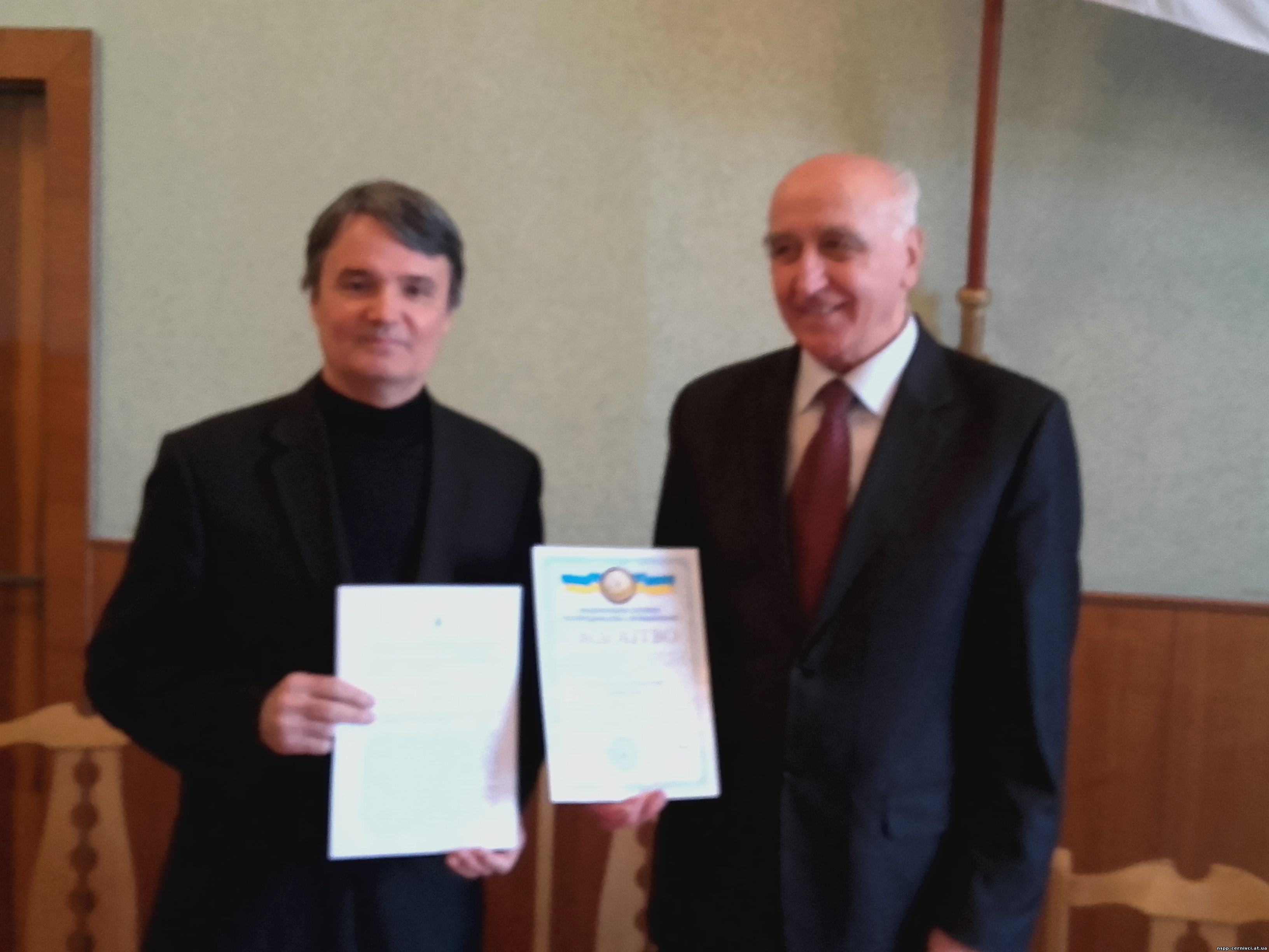 Шкварковському дали довідку, що профспілки Буковини можуть вести соціальний діалог 