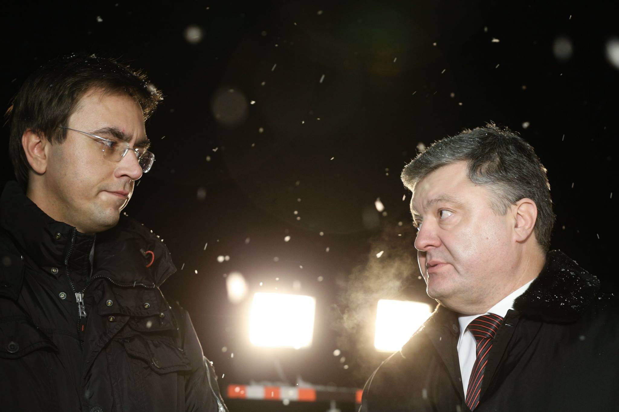 Порошенко задоволений, як міністр-'фронтовик' Омелян організував реконструкцію ділянки дороги Стрий-Мамалига