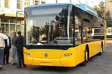 Депутати провалили питання закупівлі 50 нових тролейбусів для Чернівців: Каспрук ставить питання про достроковий розпуск міськради  (+ВІДЕО)