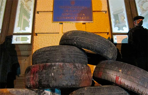 Кто и зачем организовал 'шатун' в Черновцах (Точка зору)